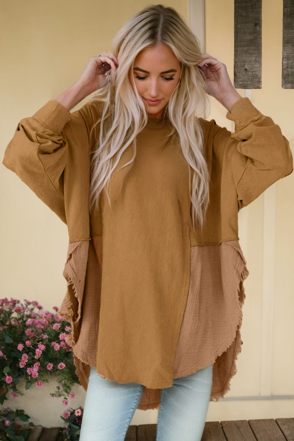 Textured Contrast Long Sleeve Round Neck Top