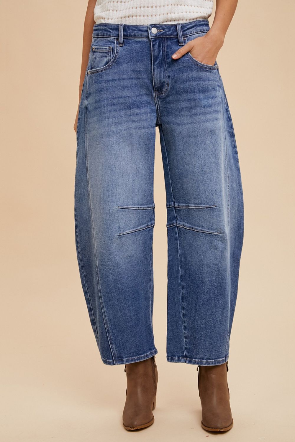 Retro Mid Rise Barrel Leg Jeans